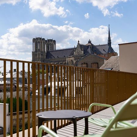 Les Suites 7 Anges - Parking, Vue Cathedrale & Centre Historique Reims Kültér fotó