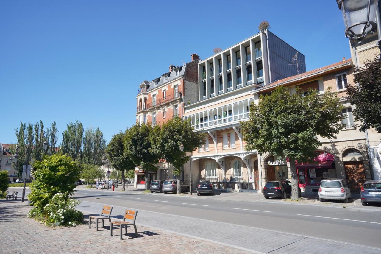 Les Suites 7 Anges - Parking, Vue Cathedrale & Centre Historique Reims Kültér fotó