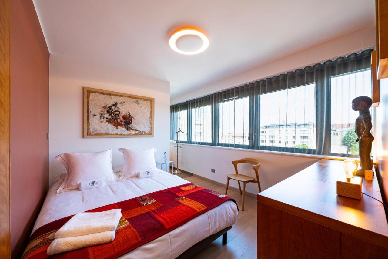 Les Suites 7 Anges - Parking, Vue Cathedrale & Centre Historique Reims Kültér fotó